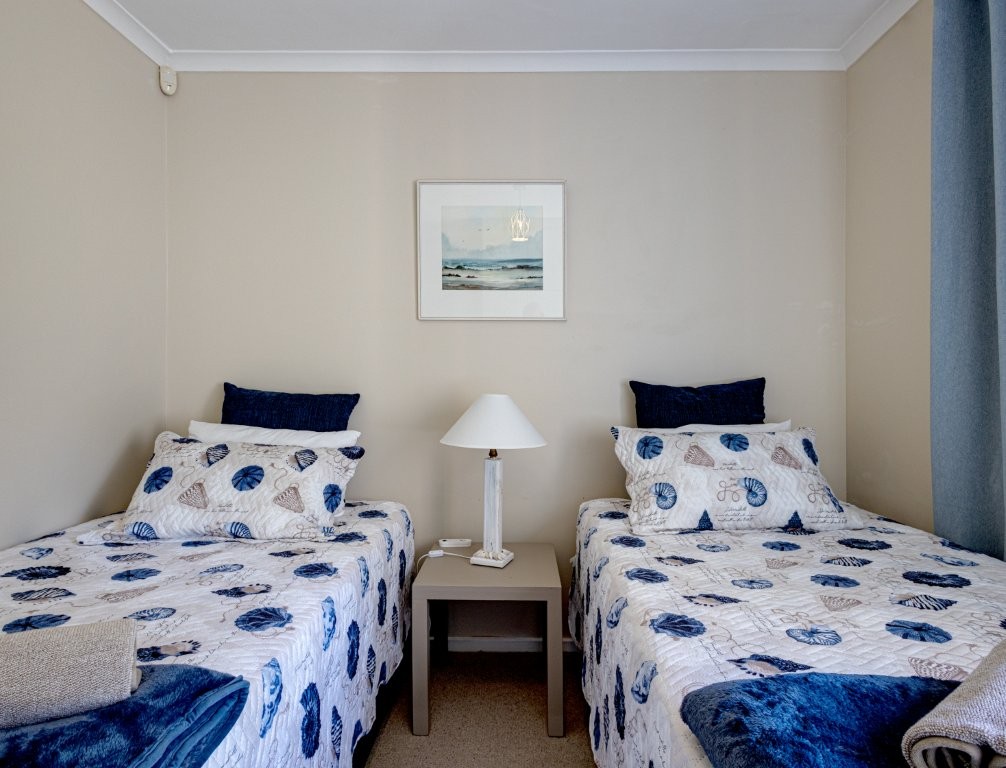 Whale-a-While thumbnail 4